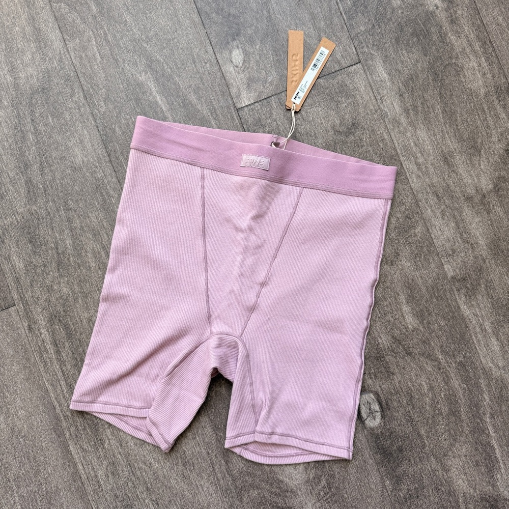 NWT SKIMS Baby Pink Lavender Boxer Brief Shorts